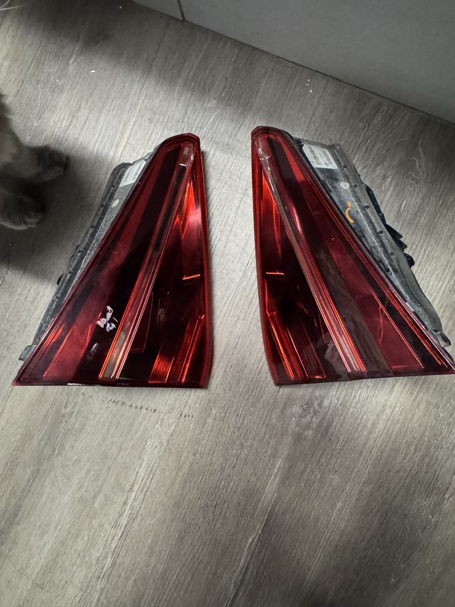 REAR INNER TAILLAMP LIGHT VOLKSWAGEN PASSAT 2019