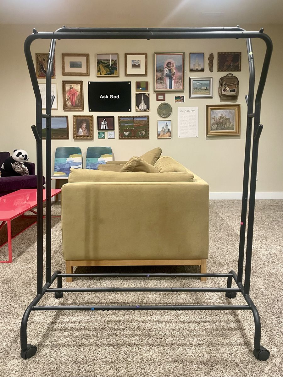 NEW Freestanding BLACK METAL Clothing Rack