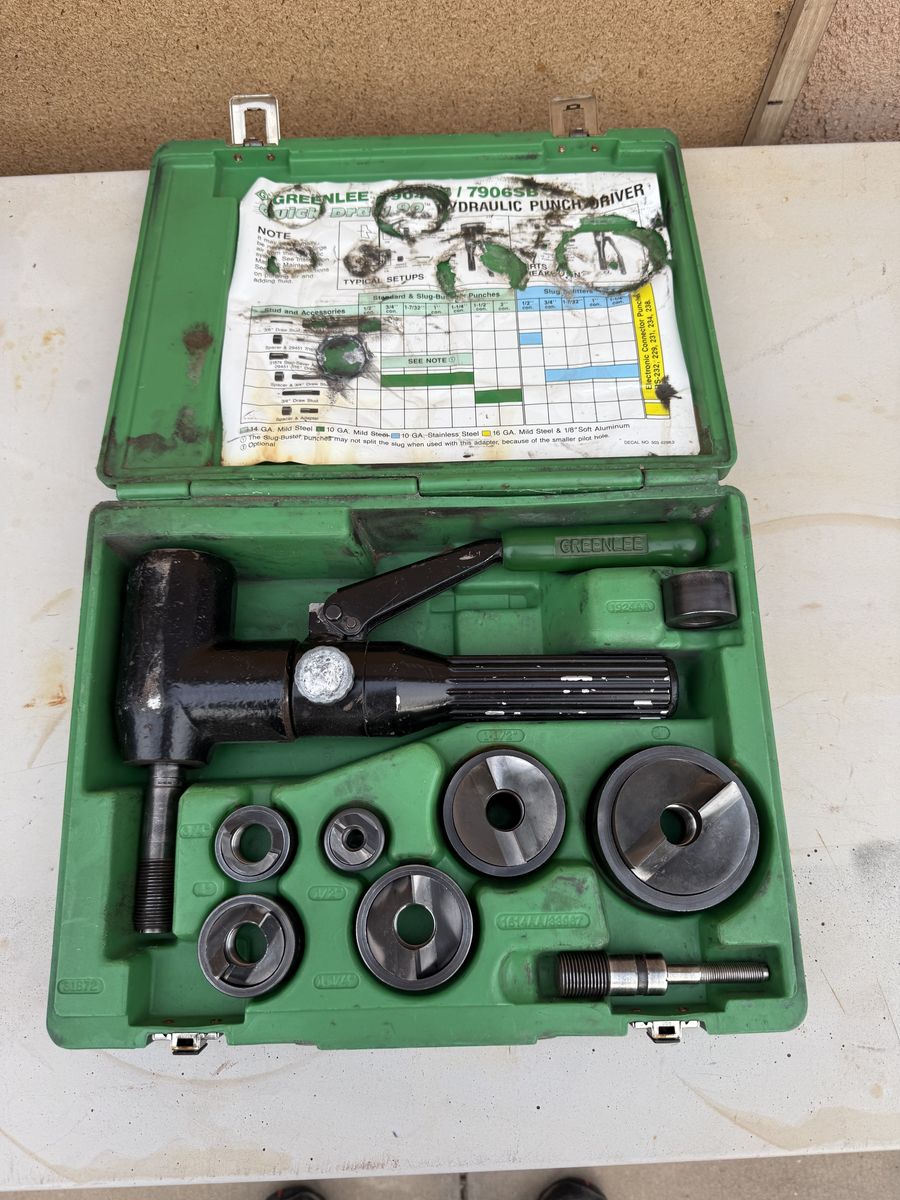 Greenlee Quick Draw 90 degree Hydraulic Punch Driver