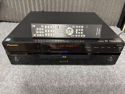 Pioneer Elite BDP-05FD Multi Format Disc Player.
