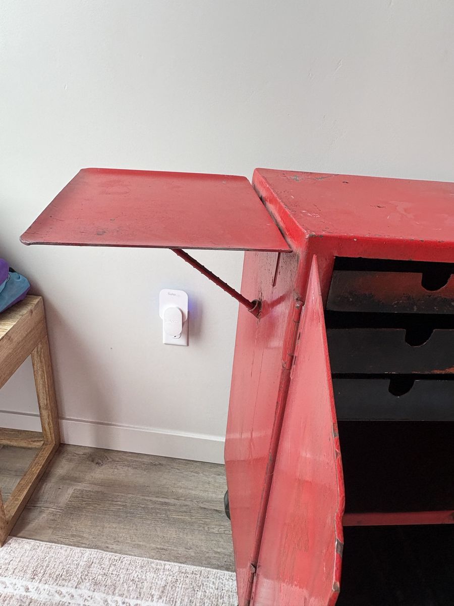 Main image 6