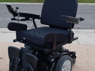 Quantum Q6 Edge Power Wheelchair Electric Mobility Chair