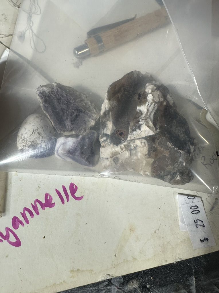 Main image 5