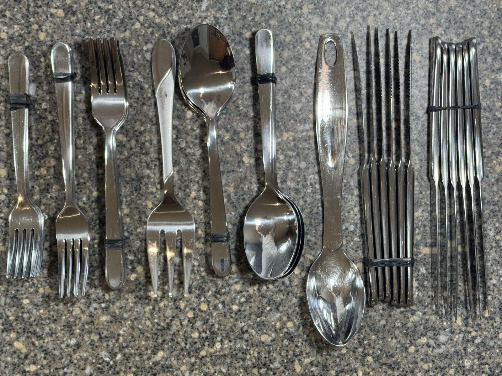 NEW Silverware Set, Service for 6