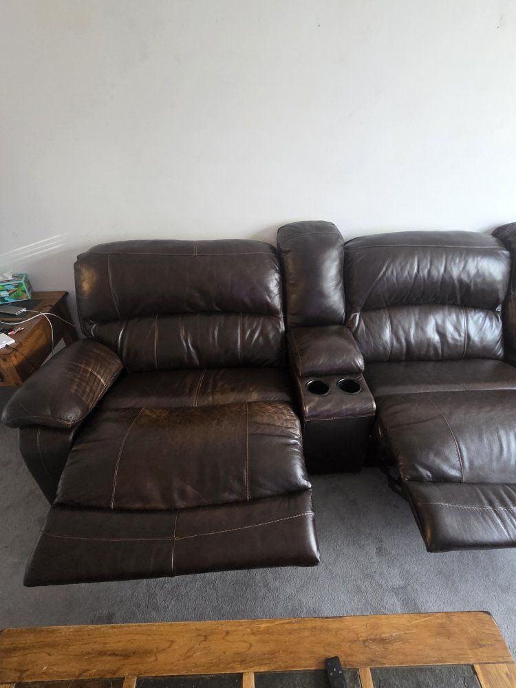 Main image 4
