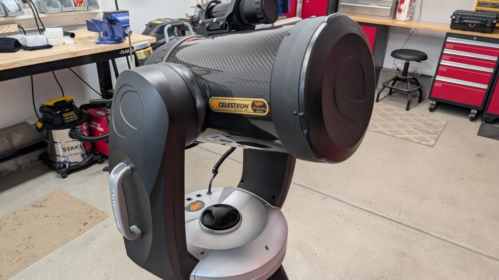 Celestron Cpc 800 XLT Computerized Telescope w/Tube and Tripod