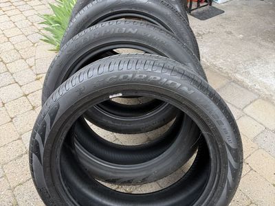 5 Pirelli Scorpion Verde Run-Flat 255/45 R20