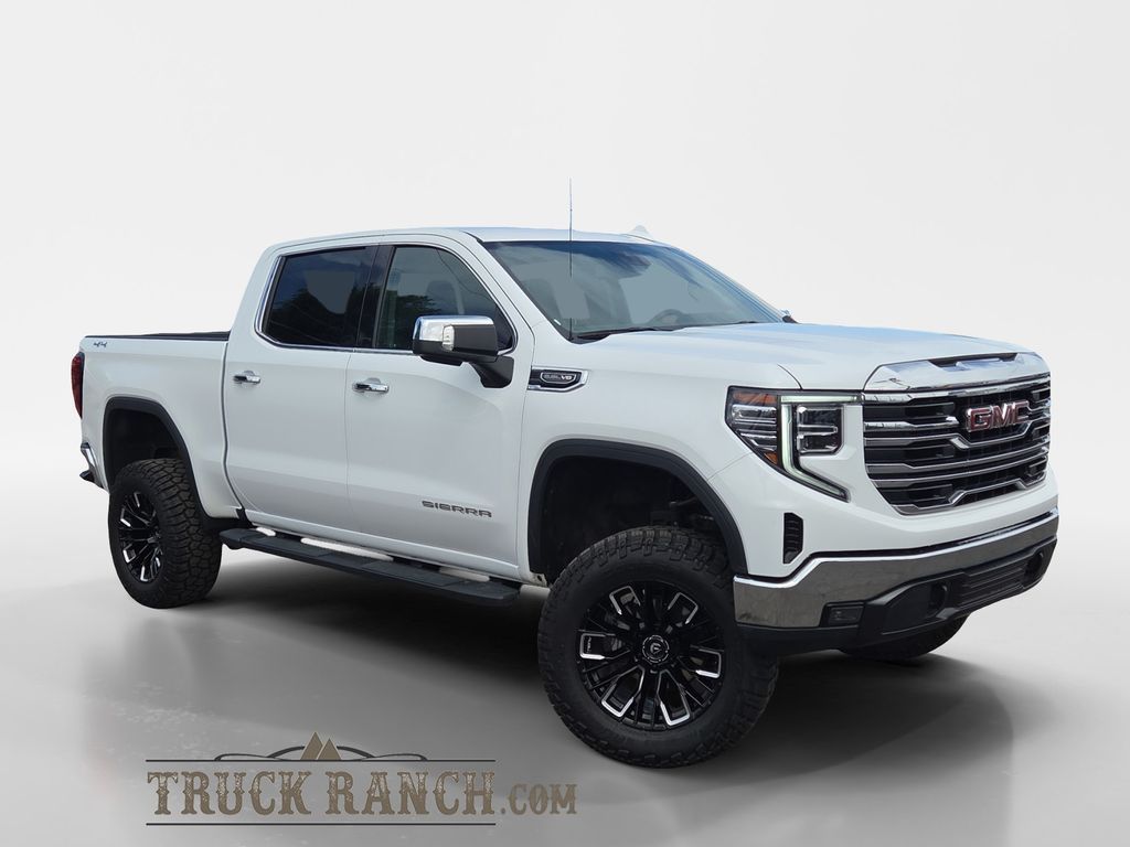 2024 GMC 1500 SLT