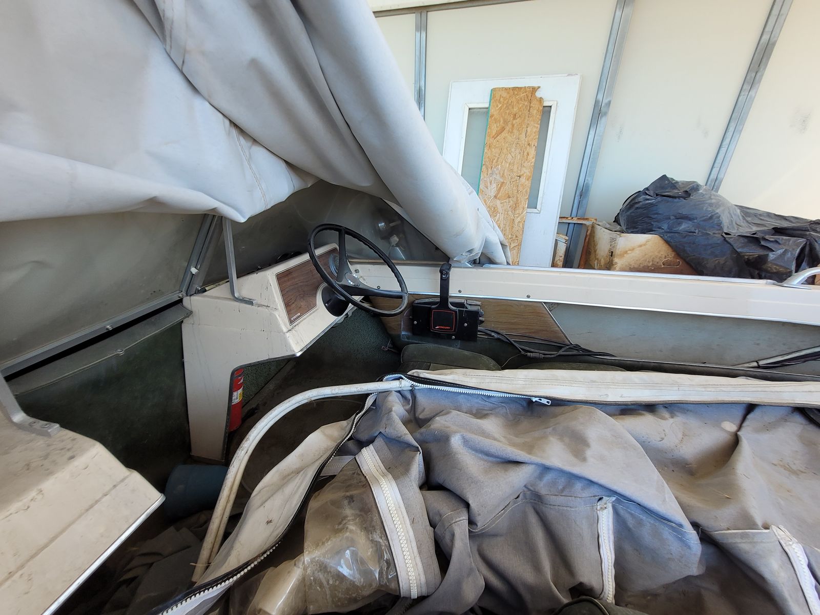 Main image 3