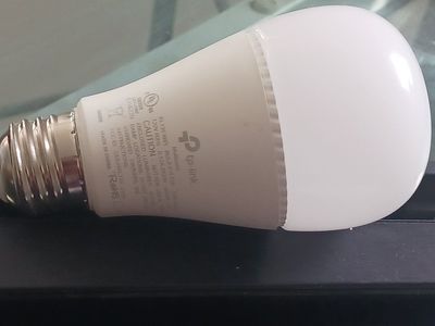 TP Link color changing bulb
