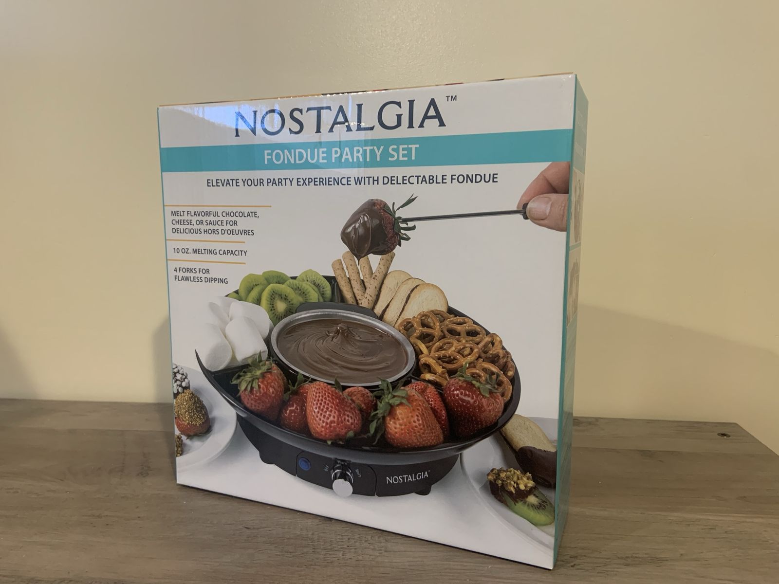 Nostalgia Fondue Party Set - 10oz Melting Pot, 4 Forks, Detachable Tray for Chocolate/Cheese