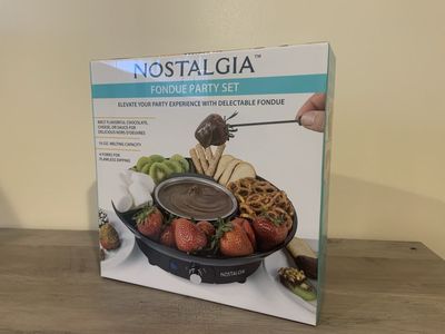 Nostalgia Fondue Party Set - 10oz Melting Pot, 4 Forks, Detachable Tray for Chocolate/Cheese