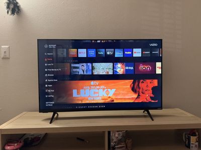 VIZIO 43-inch Smart LED TV D40f-J09 - Full HD 1080p, Built-in Streaming Apps