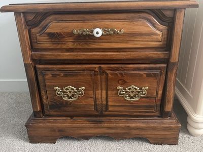 Free nightstand/dresser