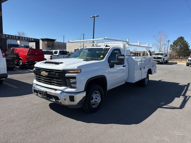 2024 Chevrolet Silverado 3500HD CC Work Truck