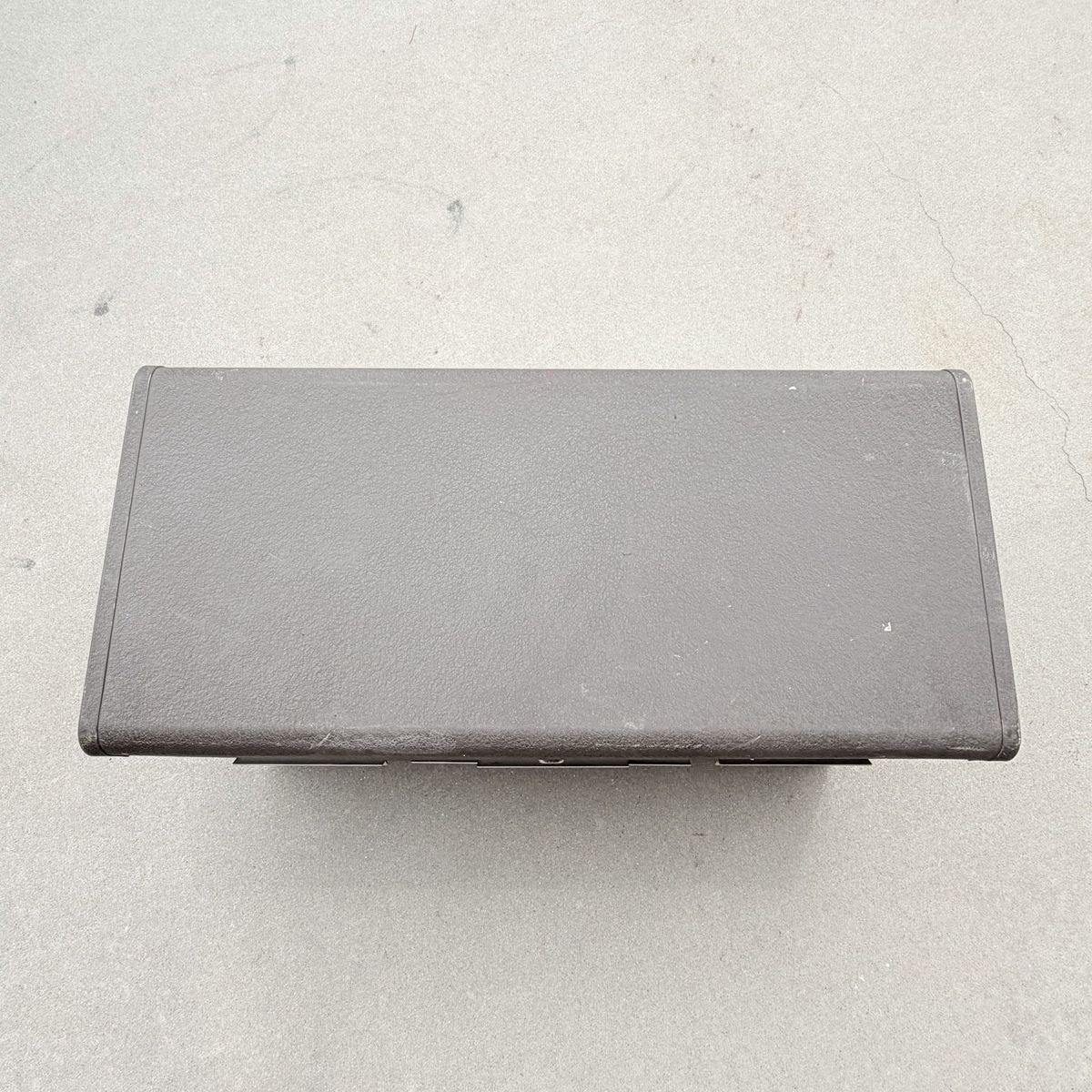 Main image 10