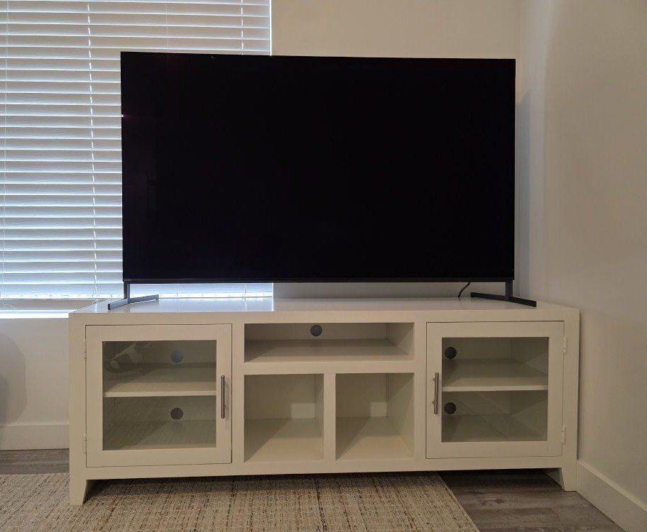 65in White TV Stand