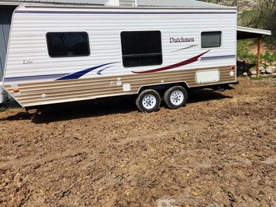 2008 Dutchman lite 18 ft camp trailer