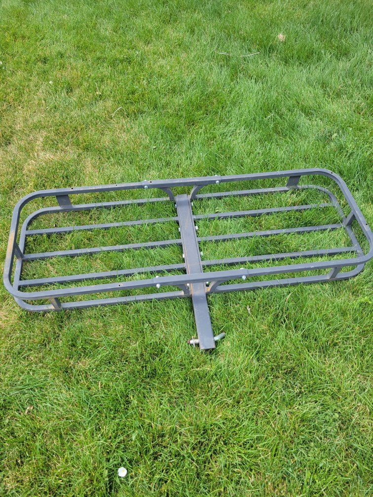 hitch cargo carrier for Rent
