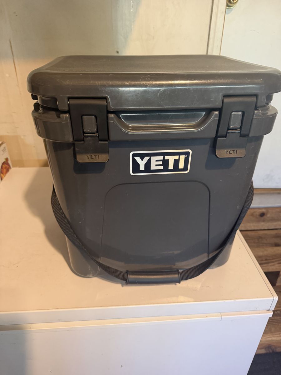 Yeti Roadie 24 cooler