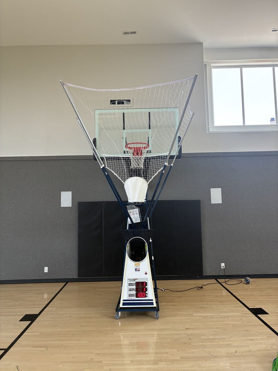 2018 Shoot-A-Way The Gun 6000 Basketball Shooting Machine – Excellent Condition
