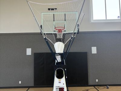 2018 Shoot-A-Way The Gun 6000 Basketball Shooting Machine – Excellent Condition