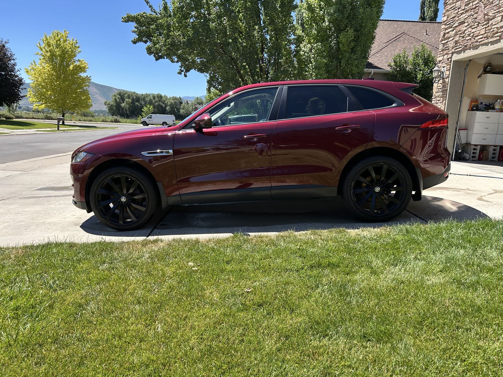 2017 Jaguar F-PACE 35t Premium
