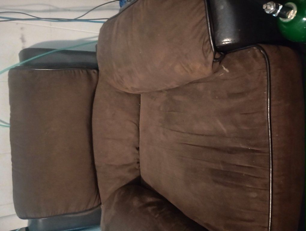 6 months old microfiber material must go asap