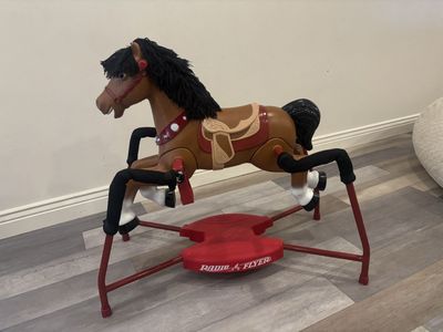 Radio Flyer Bouncing Riding Horse
