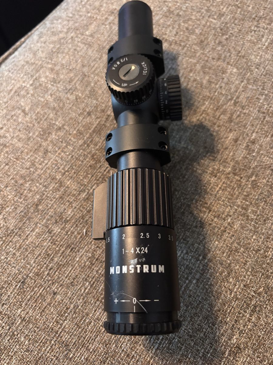 Monstrum G2 1-4x24 Ffp Scope With Mount Nice