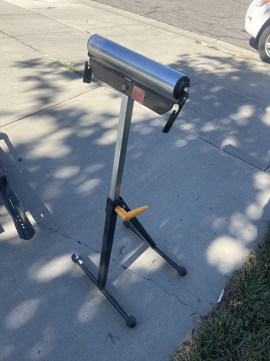 Workforce roller stand