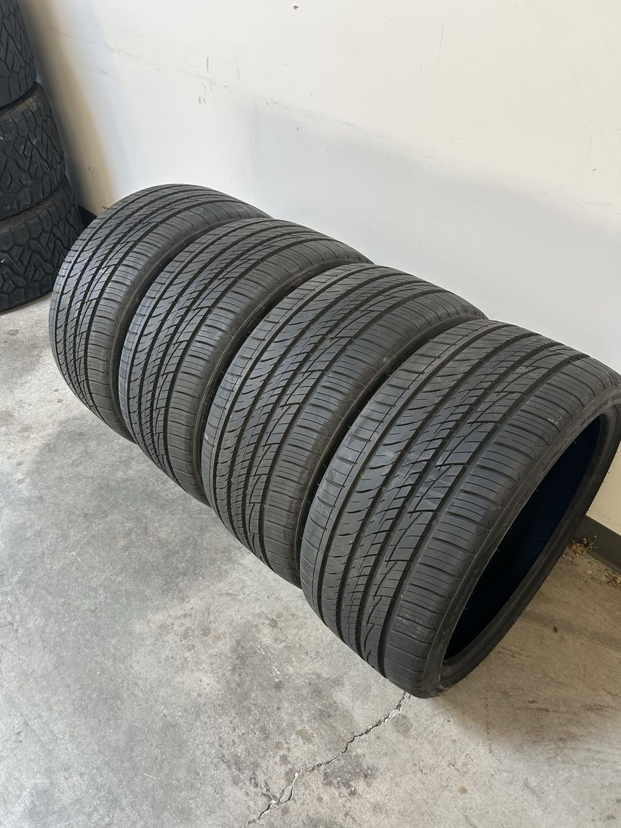 275/30ZR30 New tires