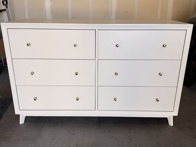 Pottery Barn 6-drawer White Dresser