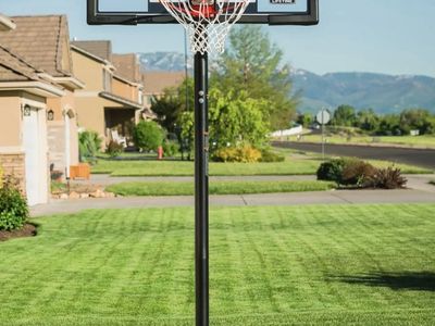 lifetimeportable-basketball-hoop