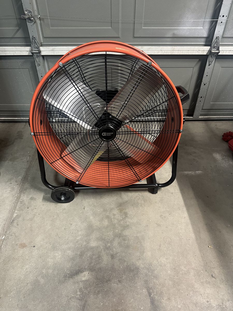 24” shop fan. (New)