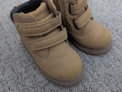 Boys (toddler) boots