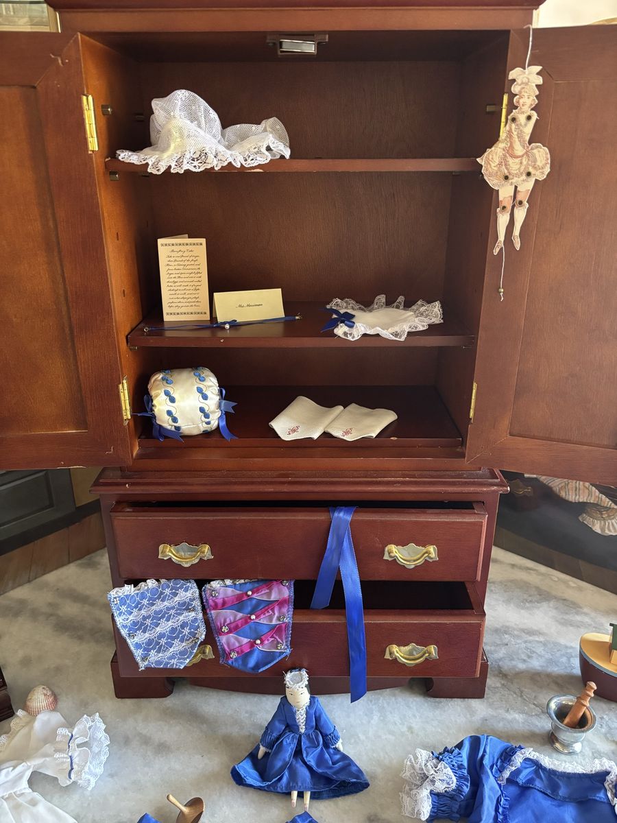 Main image 12