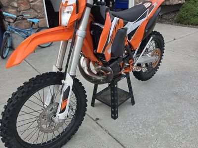 2016 KTM 300 XCW Dirt Bike - Excellent Condition, Low Hours,