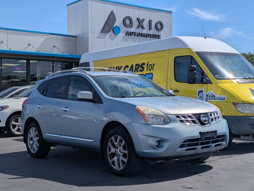 2013 Nissan Rogue SV w/SL Package