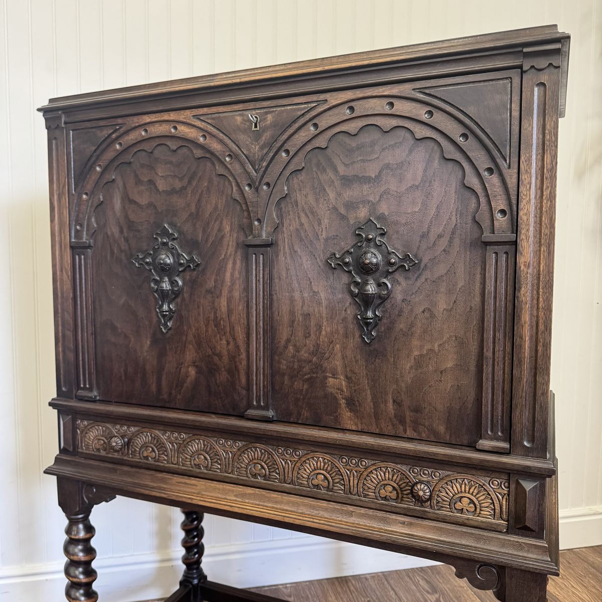 Main image 17
