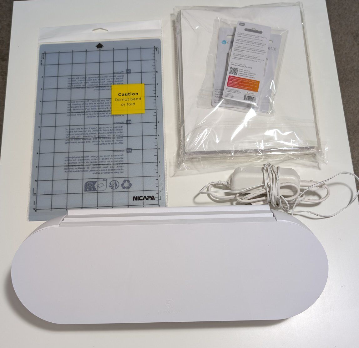 Silhouette Portrait 4-9 inch Vinyl Cutting Machine