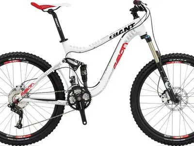 Giant Reign Full Suspension Mountain Bike