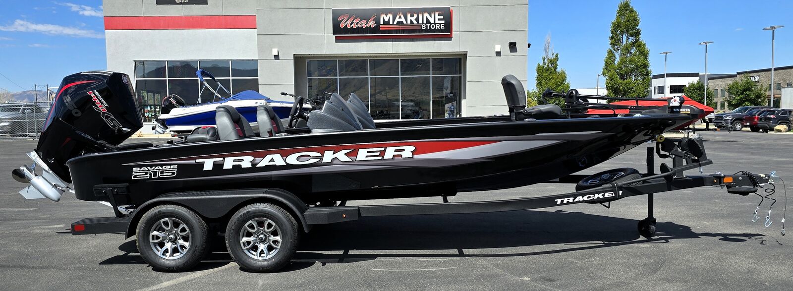 Tracker Savage 215 w 250 HP Outboard