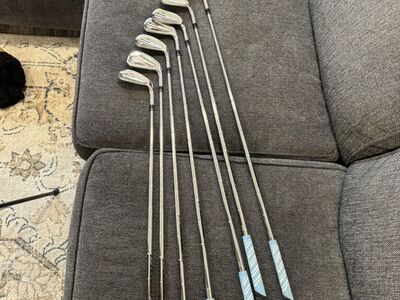 Wilson DynaPwer Iron Set 4-P