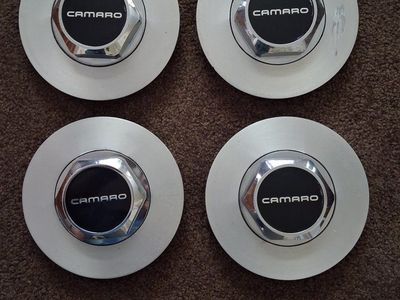 Set of 4 Used 1991 to 1996 Z28 Chevrolet Camaro Wheel Center Caps - Silver/Black Hub Caps
