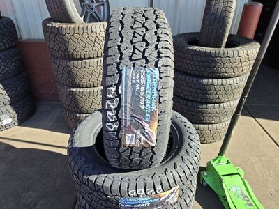 225/65R17 BLACKHAWK A/T