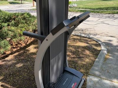 Working treadmill - Free
