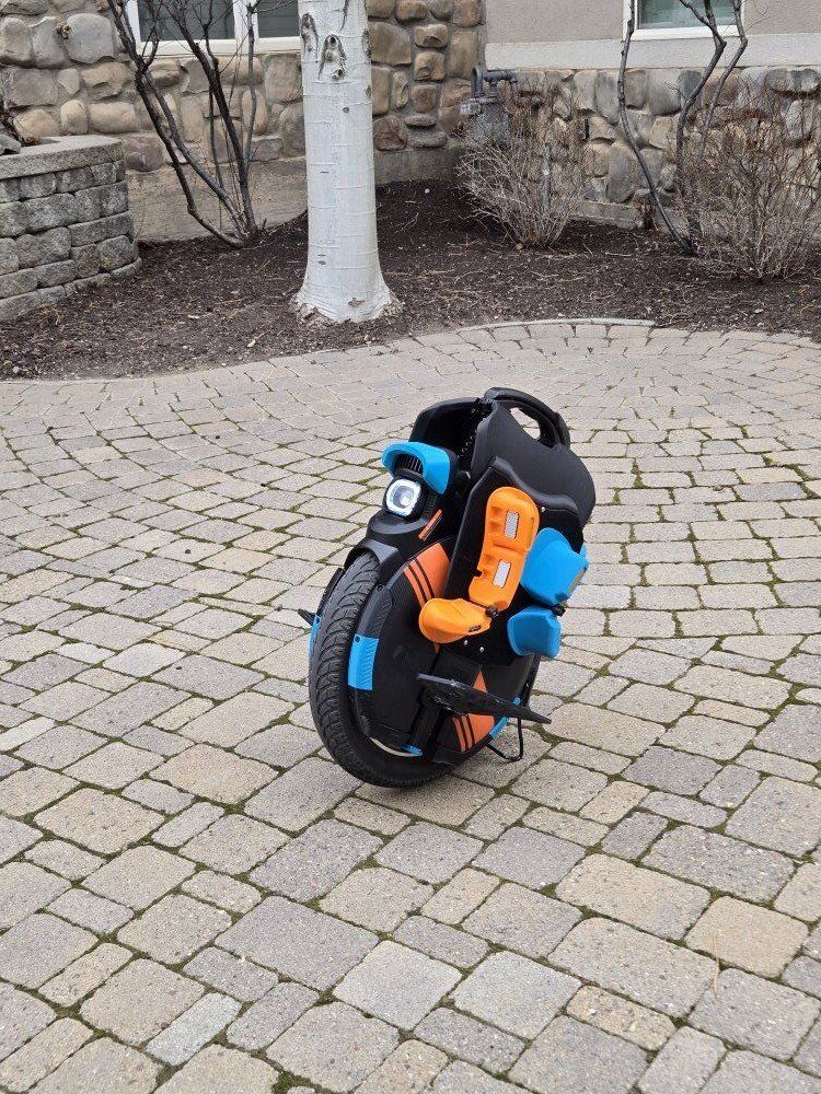 Inmotion V11Y EUC nearly new!