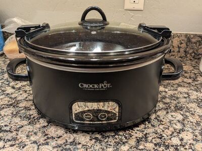 Crock pot - black, 6 qt