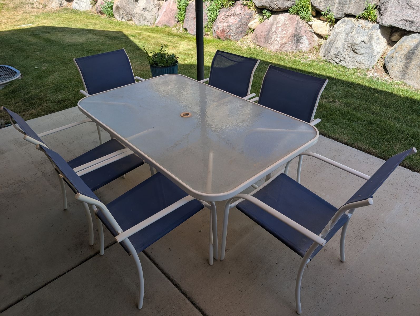 7-Piece Outdoor Patio Dining Set - Glass Table, 6 Chairs & Covers